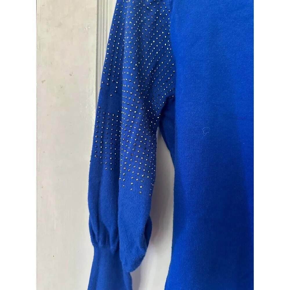 Vila Milano women’s size medium blue sweater